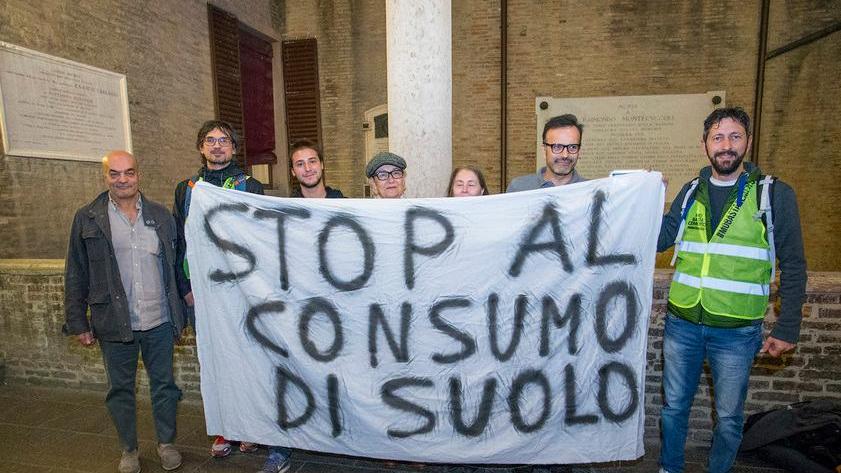 Vaciglio, scintille tra Sinistra e Pd