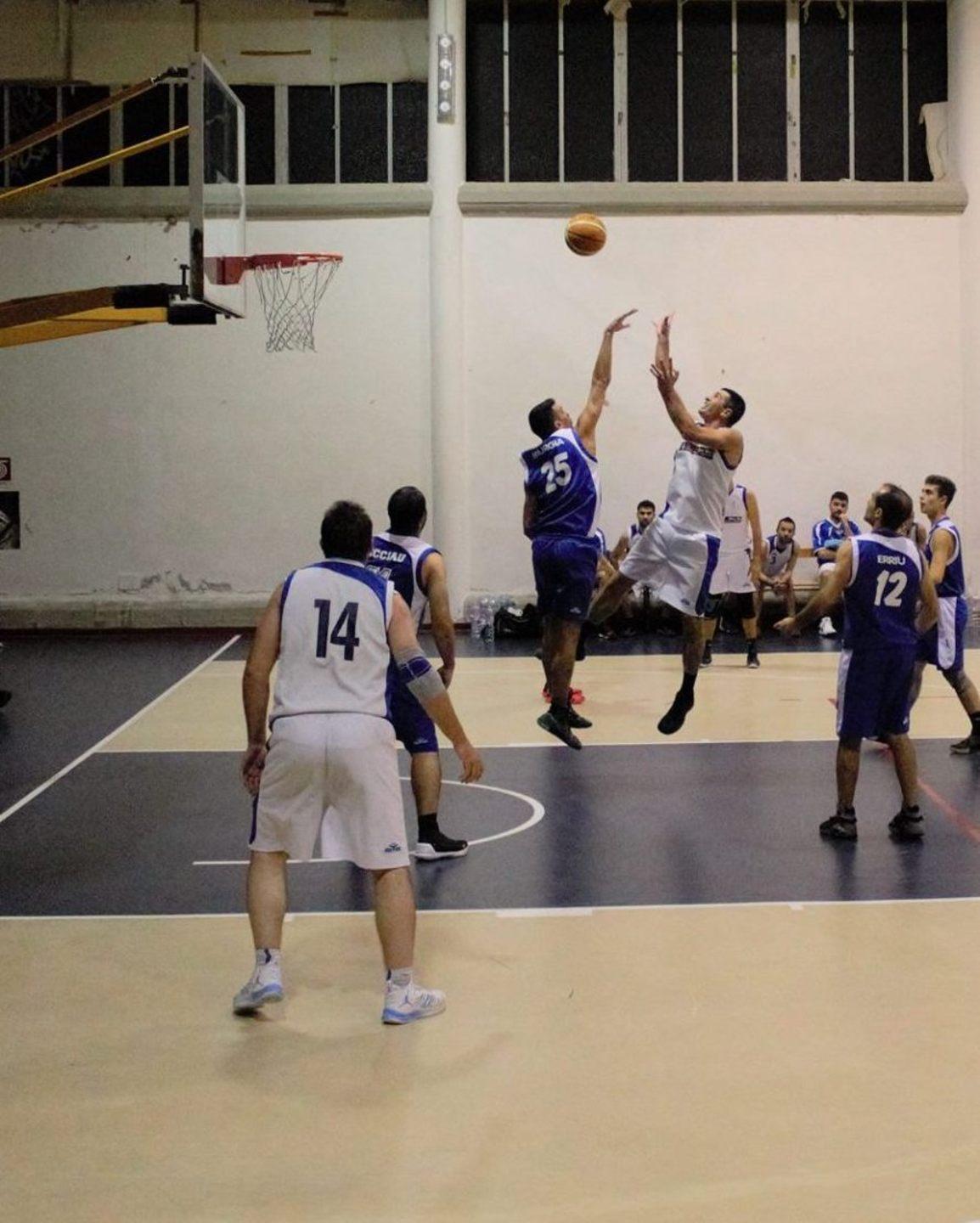 Cabras, strutture sportive «Disfatta su tutti i campi»