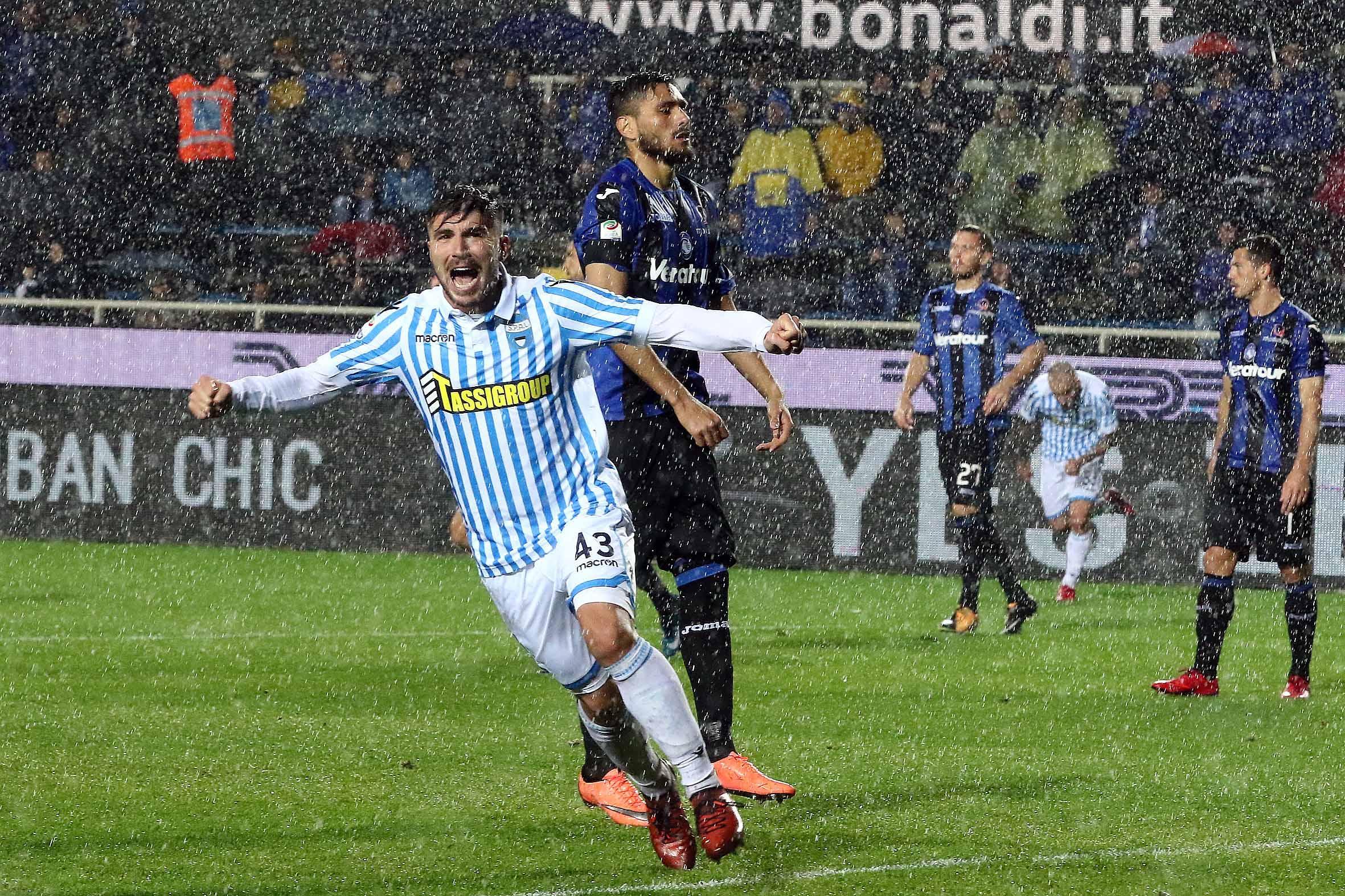 Alberto Paloschi esulta