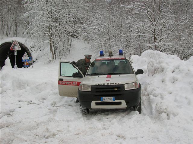 Fiocchi di neve in Valle del Serchio sopra i 600 metri