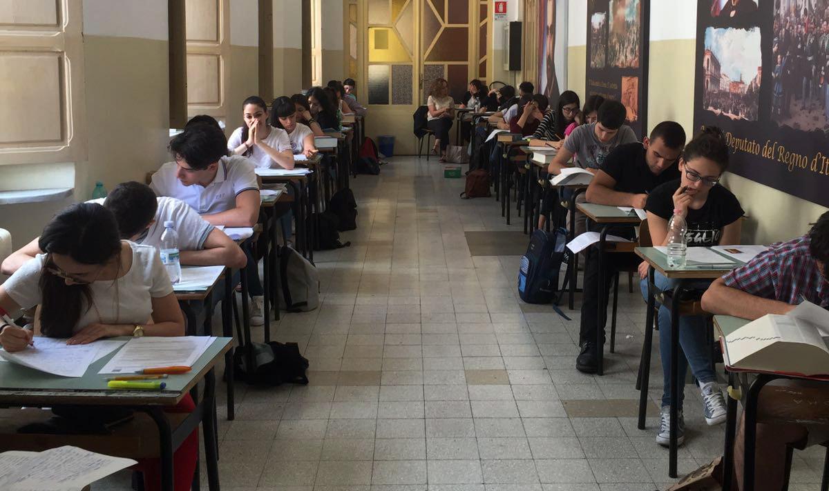Le scuole sarde non preparano all'università e al lavoro