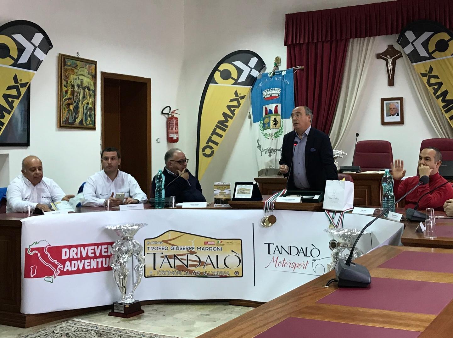 Cronoscalata di Tandalò ultime ore per le iscrizioni
