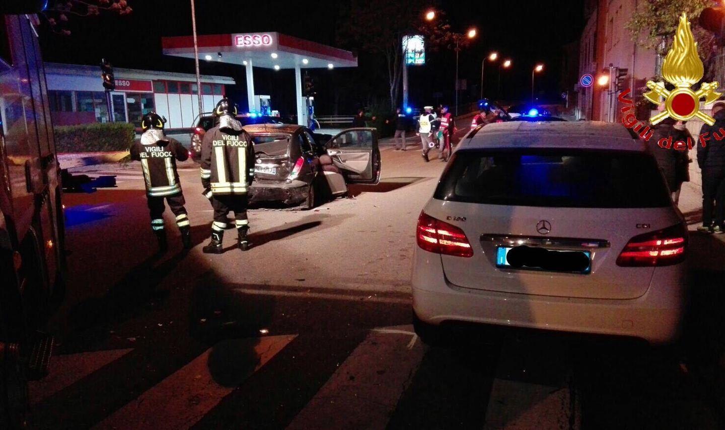 Tamponamento in via Trieste, 4 feriti
