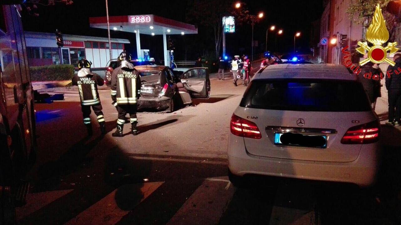 Tamponamento in via Trieste, 4 feriti