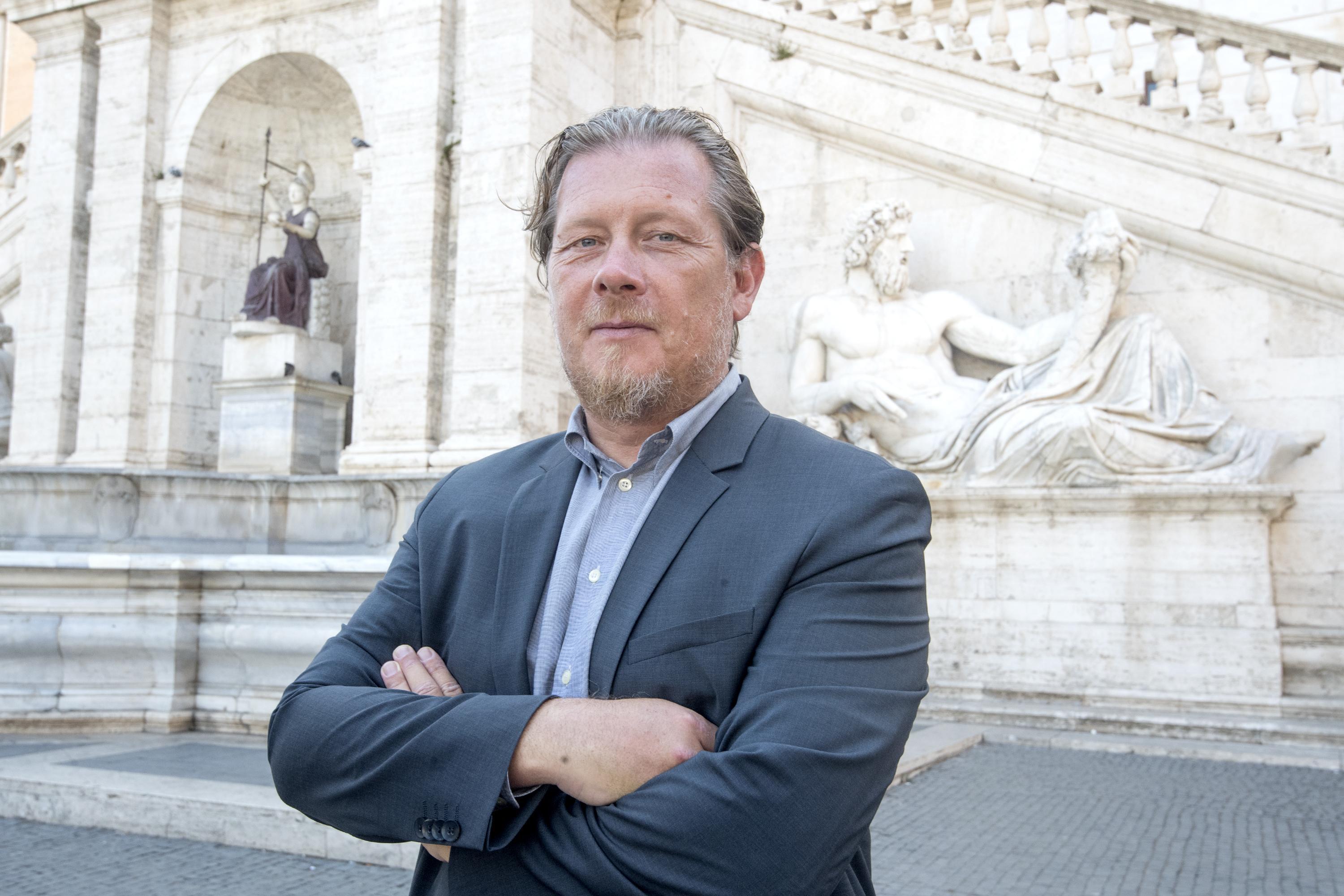 L'assessore al bilancio di Roma, Gianni Lemmetti (foto Ansa/Claudio Peri)