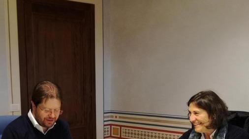 Alessandro Franchi e Teresa De Lauretis firmano il protocollo per il distretto sanitario
