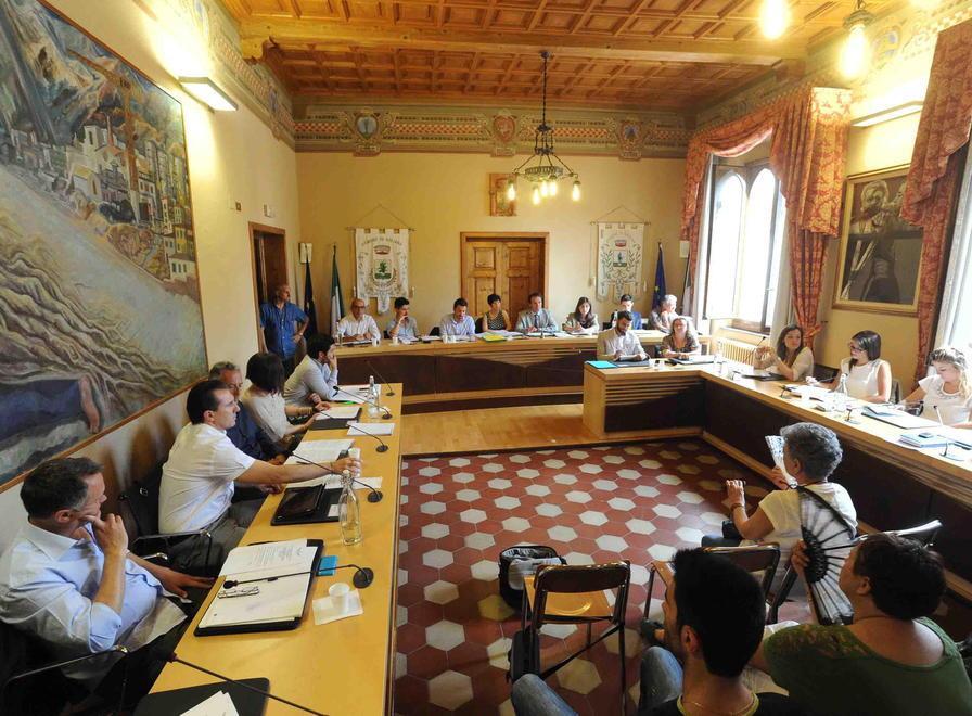 «Mangoni scarica sulle opposizioni i propri fallimenti» 
