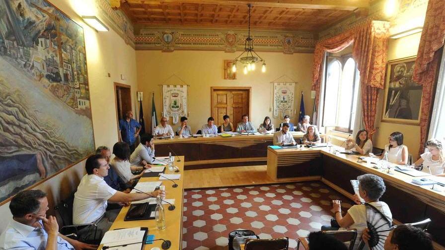 «Mangoni scarica sulle opposizioni i propri fallimenti»