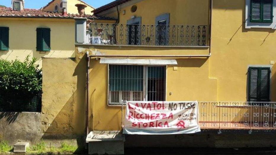 Lavatoi e ponticelli «La tassa dovrà sparire»