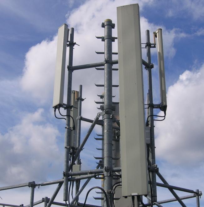 Via al monitoraggio delle antenne di telefonia mobile