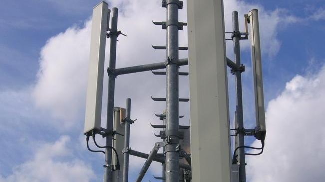 Via al monitoraggio delle antenne di telefonia mobile