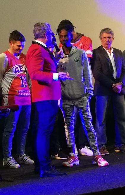 Musica e applausi: Gea Basketball si presenta 