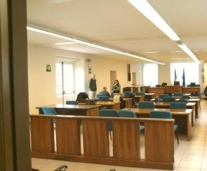 Badante circuisce anziano e si prende 200mila euro 