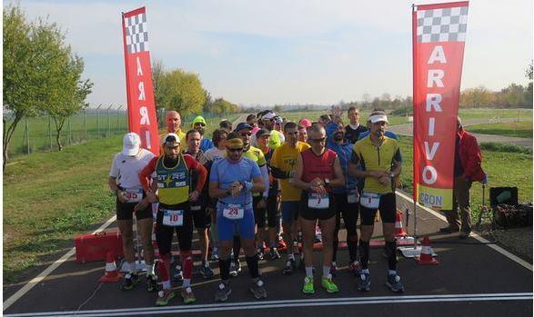 Bruzzi vince la 24 ore Sulla pista “Cimurri” supera i 218 chilometri