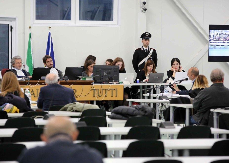 «Dal carcere minacce ai testi di Aemilia» 