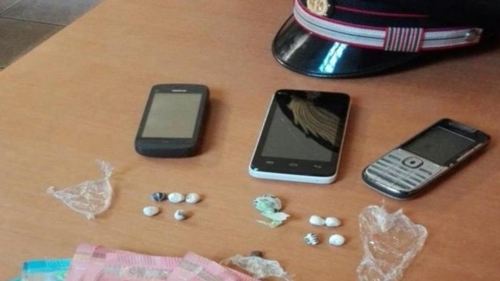 Arrestato per spaccio alla stazione
