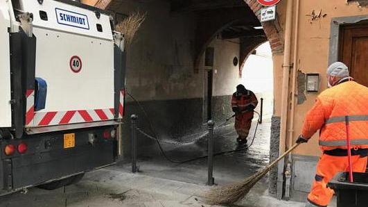 Partita nel centro storico la pulizia sperimentale