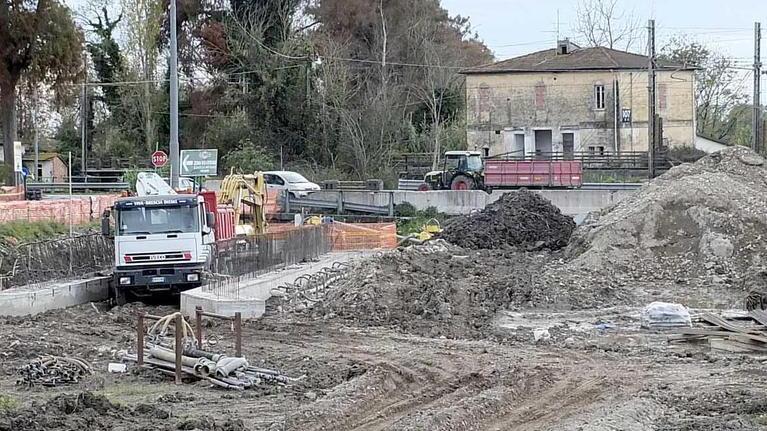 Pronte entro marzo le rotatorie all’uscita dell’autostrada A11