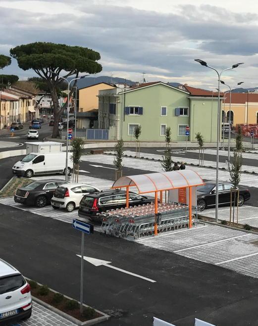 Taglio del nastro Ed è già guerra dei prezzi 