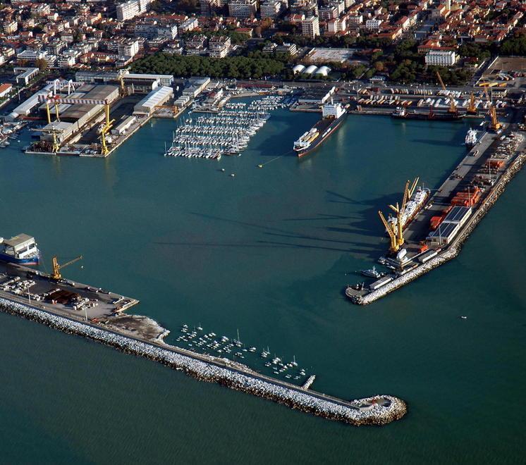 «Gestione dei porti: non ci faremo buttare fuori» 