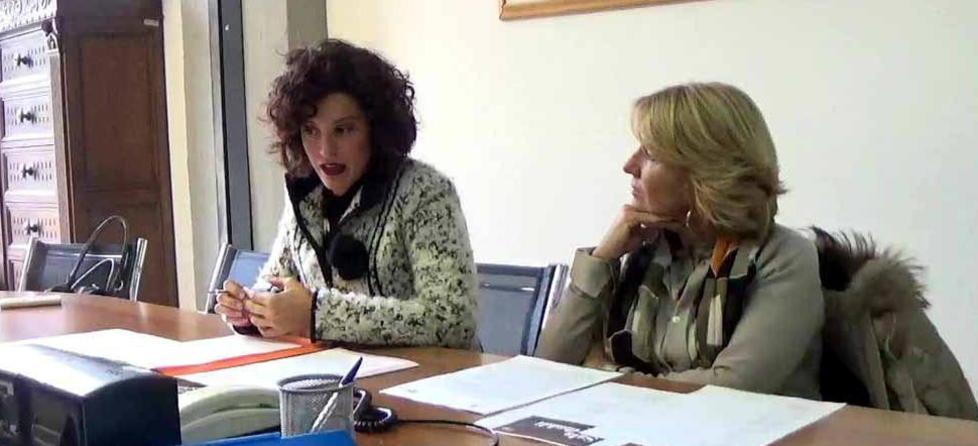 L'assessore Federica Forti (a sinistra nella foto)