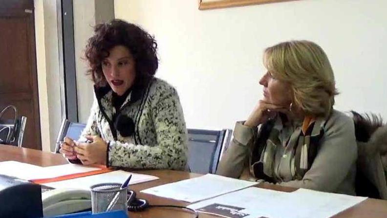 L'assessore Federica Forti (a sinistra nella foto)