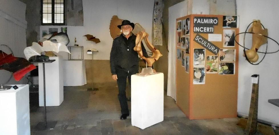 Successo per lo scultore Incerti alla fiera di San Martino