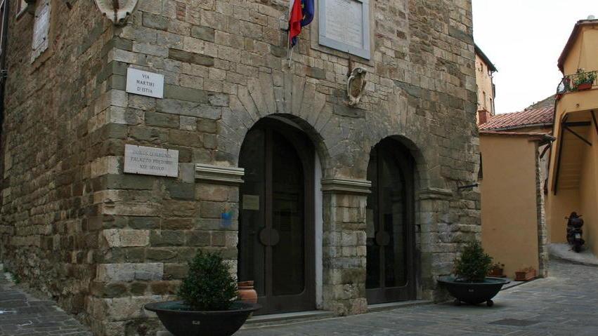 Lavoratori senza premio, l’Usb contro il Comune