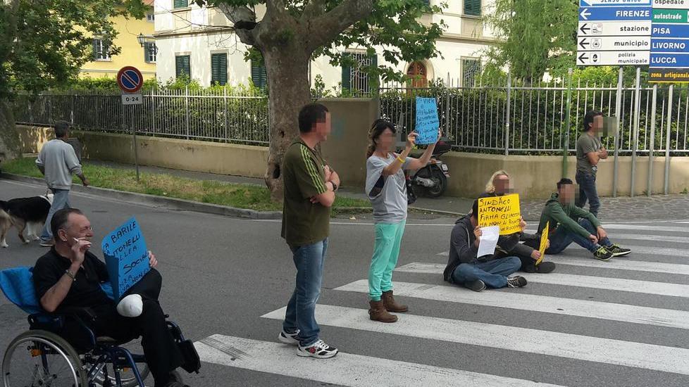 Invalido morto: è polemica «È stato lasciato da solo»