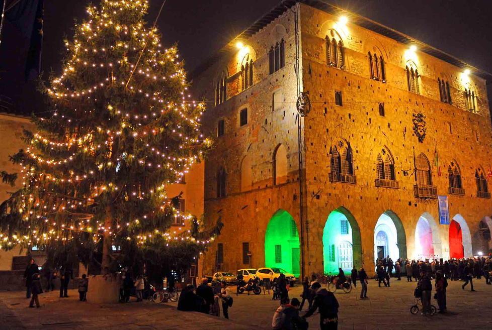 Il primo dicembre Mattarella accenderà il grande abete