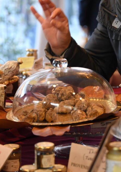 La Mostra del tartufo per due giorni veste la bandiera d’Europa 