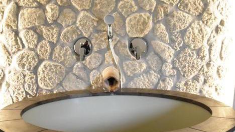 Nel tino un bagno “al vino”