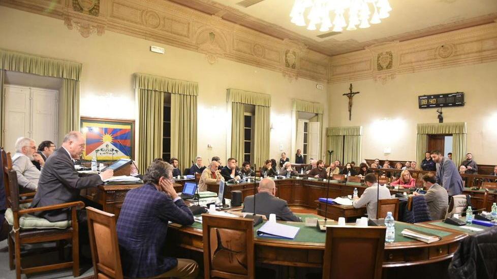 Villa Santa Maria al bivio: concessione o chiusura