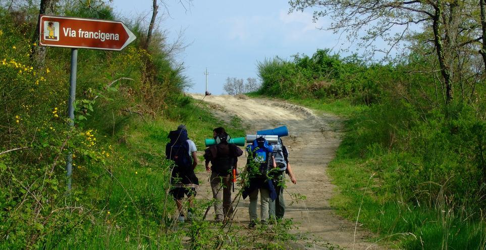 Una pista ciclabile lungo la Francigena 
