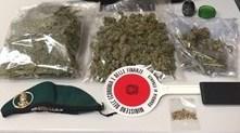 La GdF arresta padre e figlio con 300 grammi di marijuana
