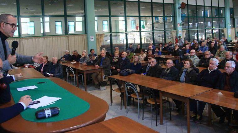 Crac delle coop, i rimborsi non fermano i soci traditi