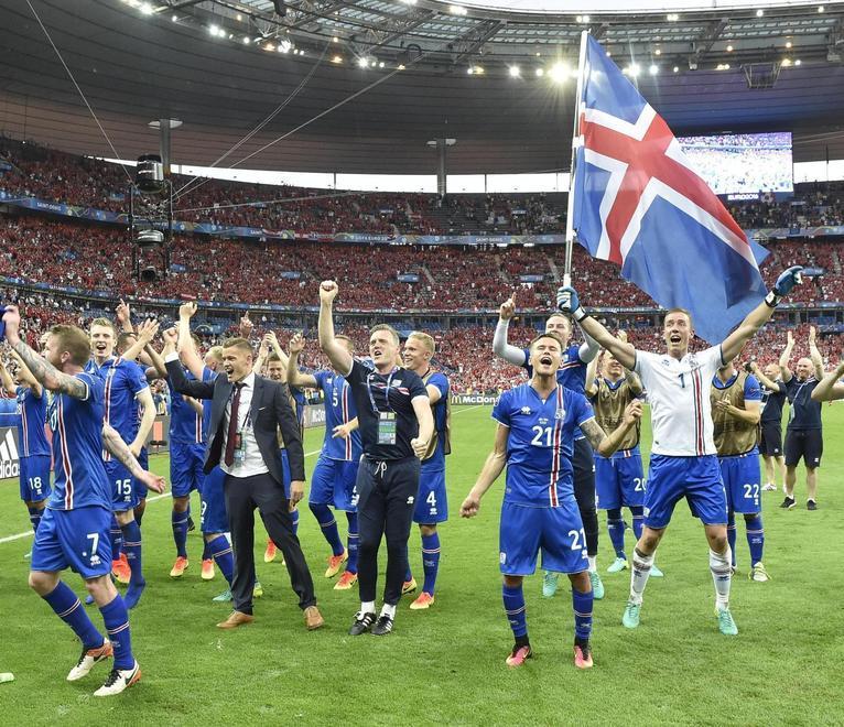 L'esultanza dell'Islanda a Euro 2016 dopo aver eliminato l'Inghilterra