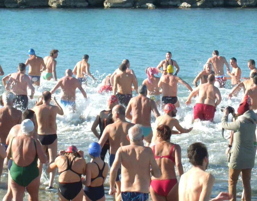 Marenia d’inverno “sconfina” a Calambrone 