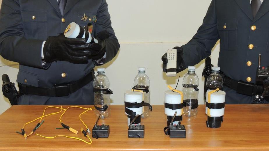 Arrestato con le bombe in auto, ipotesi vendetta personale - Video