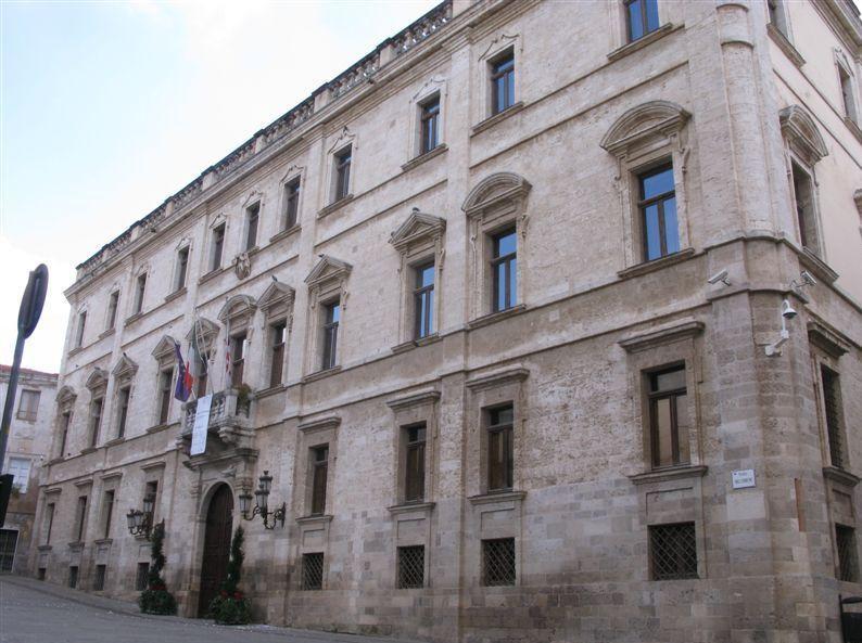 Comune, nuovo contratto per i dipendenti 