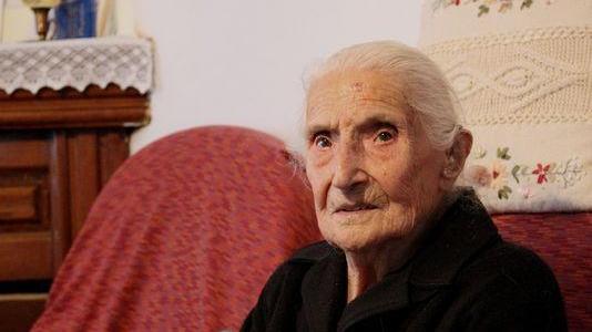 Zelinda Pagliero, 102 anni, nella foto di Matthew Vickery pubblicata su USA Today