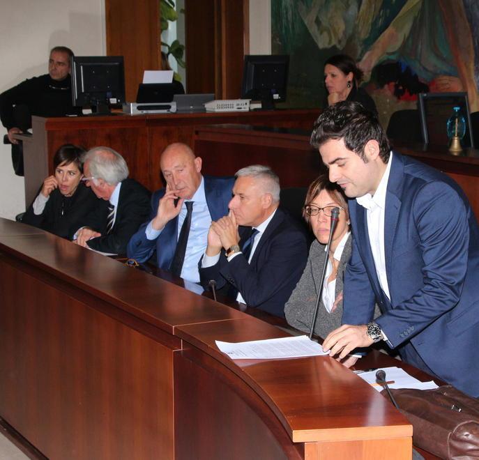 Via libera all’Asse: passerà a Sud dello stadio dei Pini 