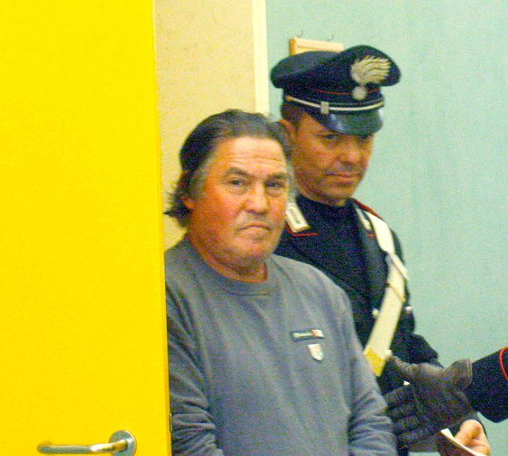 «Davanti a tutti bolliva i polli in un pentolone» 
