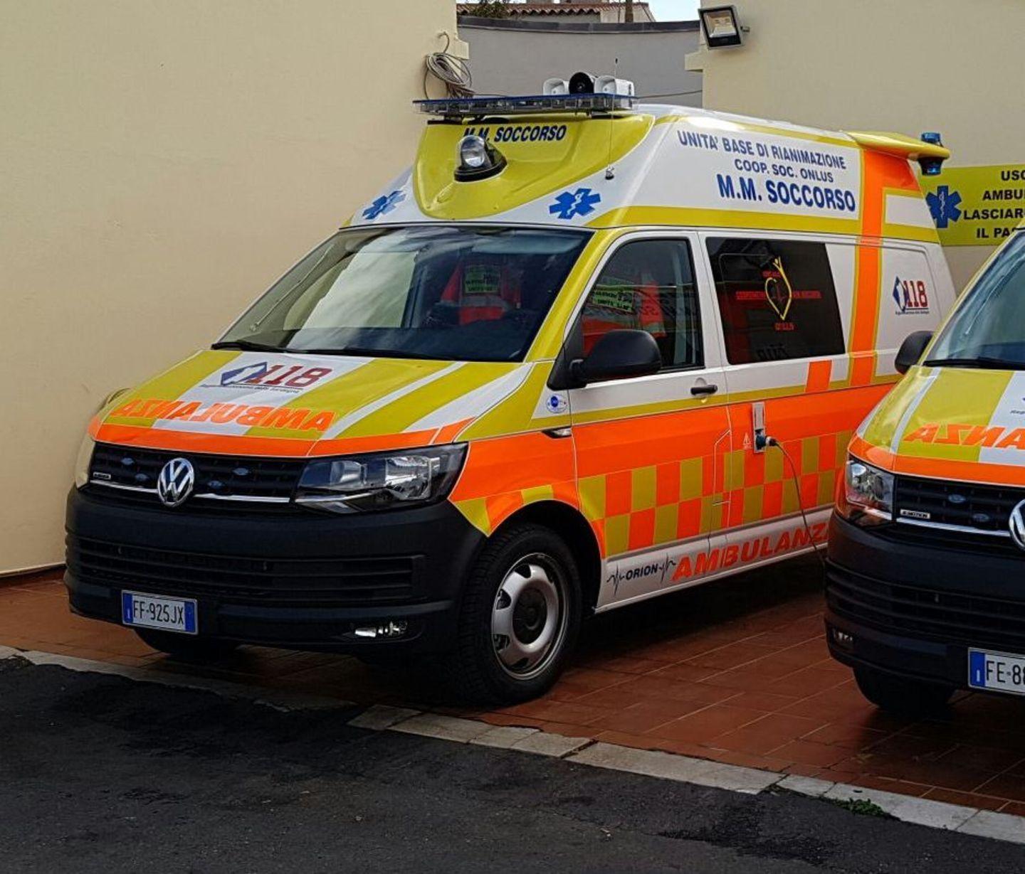 Con l’auto contro un tir, muore un operaio 