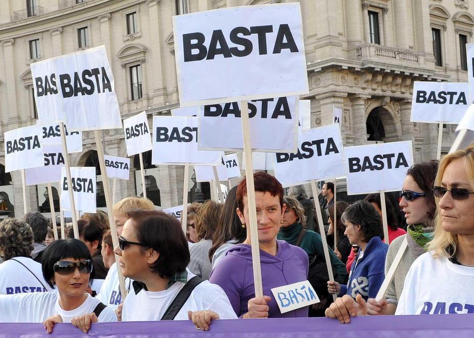 Una manifestazione contro la violenza sulle donne (foto d'archivio)