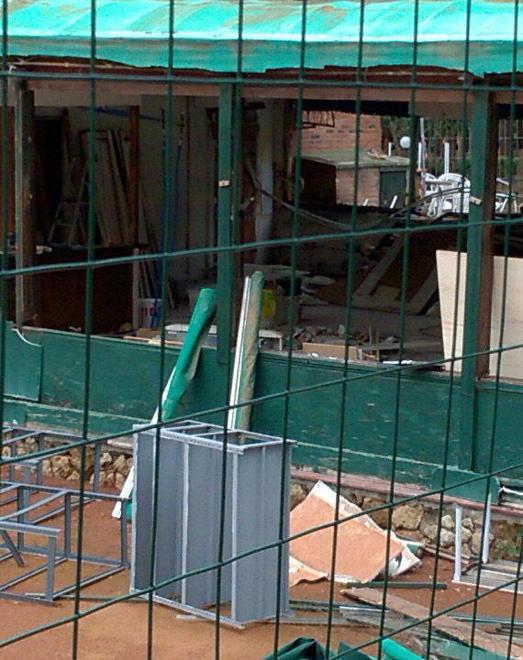 Demolita la vecchia sala del Tennis club 