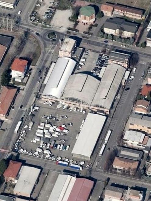 Tornano le auto nell’area ex Sarcia 