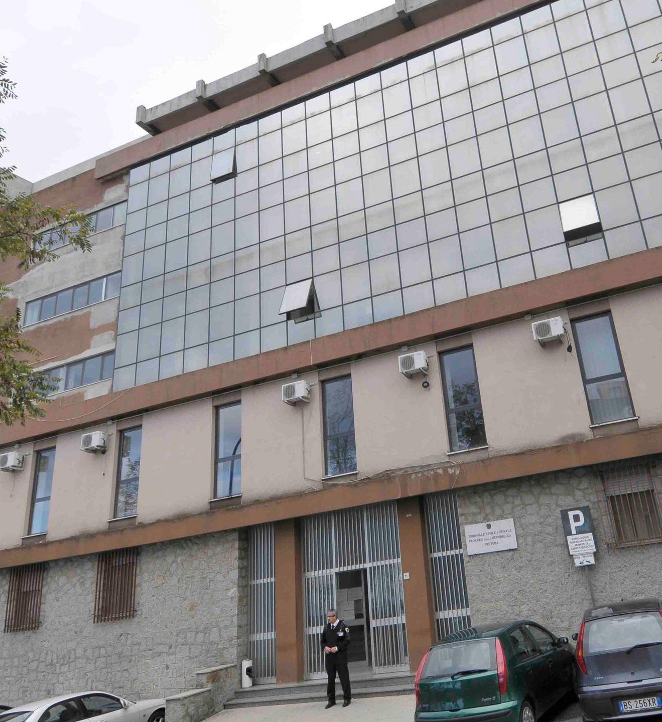 Tentato omicidio a Loceri, slitta la decisione del gup