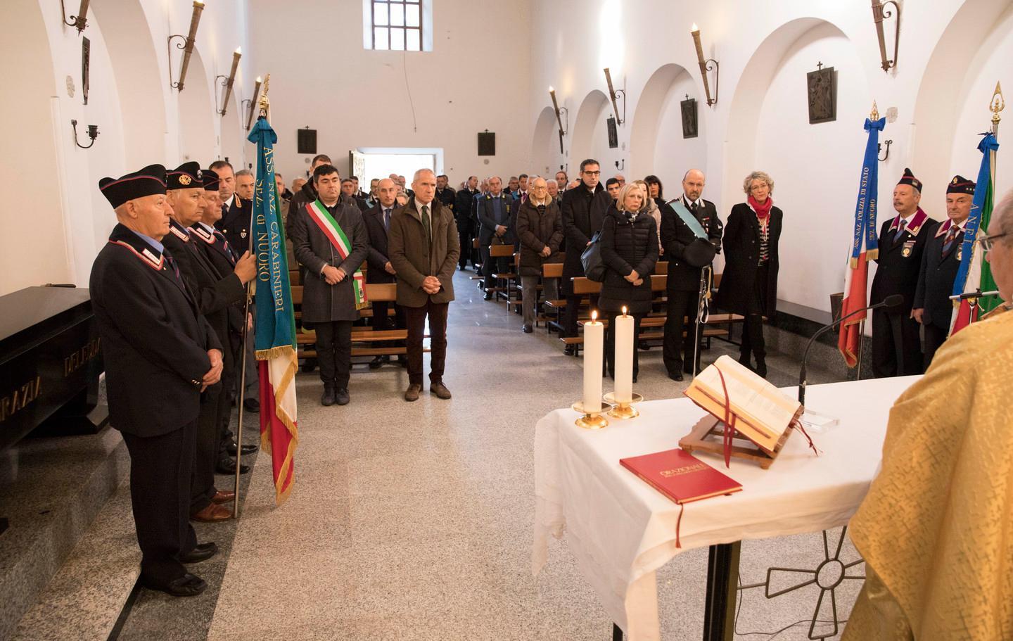 L’omaggio dei carabinieri alla Virgo fidelis 