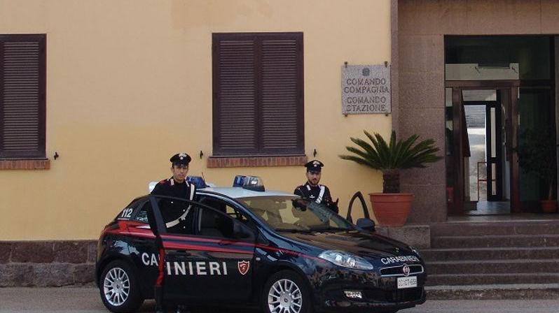 I carabinieri di Carbonia sono intervenuti in casa della giovane